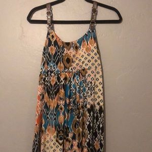 👗♥️ Patterned Maxi w/ leather buckle straps ♥️👗